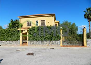 Villa в продажа для Carini