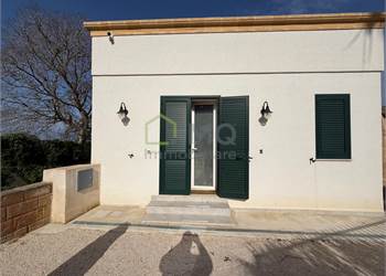 A73 Affittasi panoramica casa singola