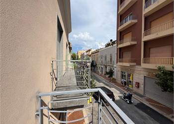 A71 ELEGANTE APPARTAMENTO in centro